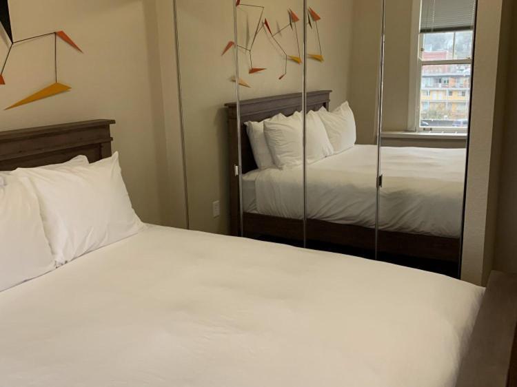 Hotel Leo Μπέλινγκχαμ Εξωτερικό φωτογραφία